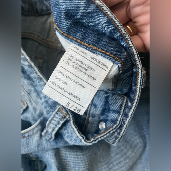 Kancan Womens Frayed Hem Busted Knee Distressed Jean Size 5/26 Style KC5161M - Picture 5 of 6